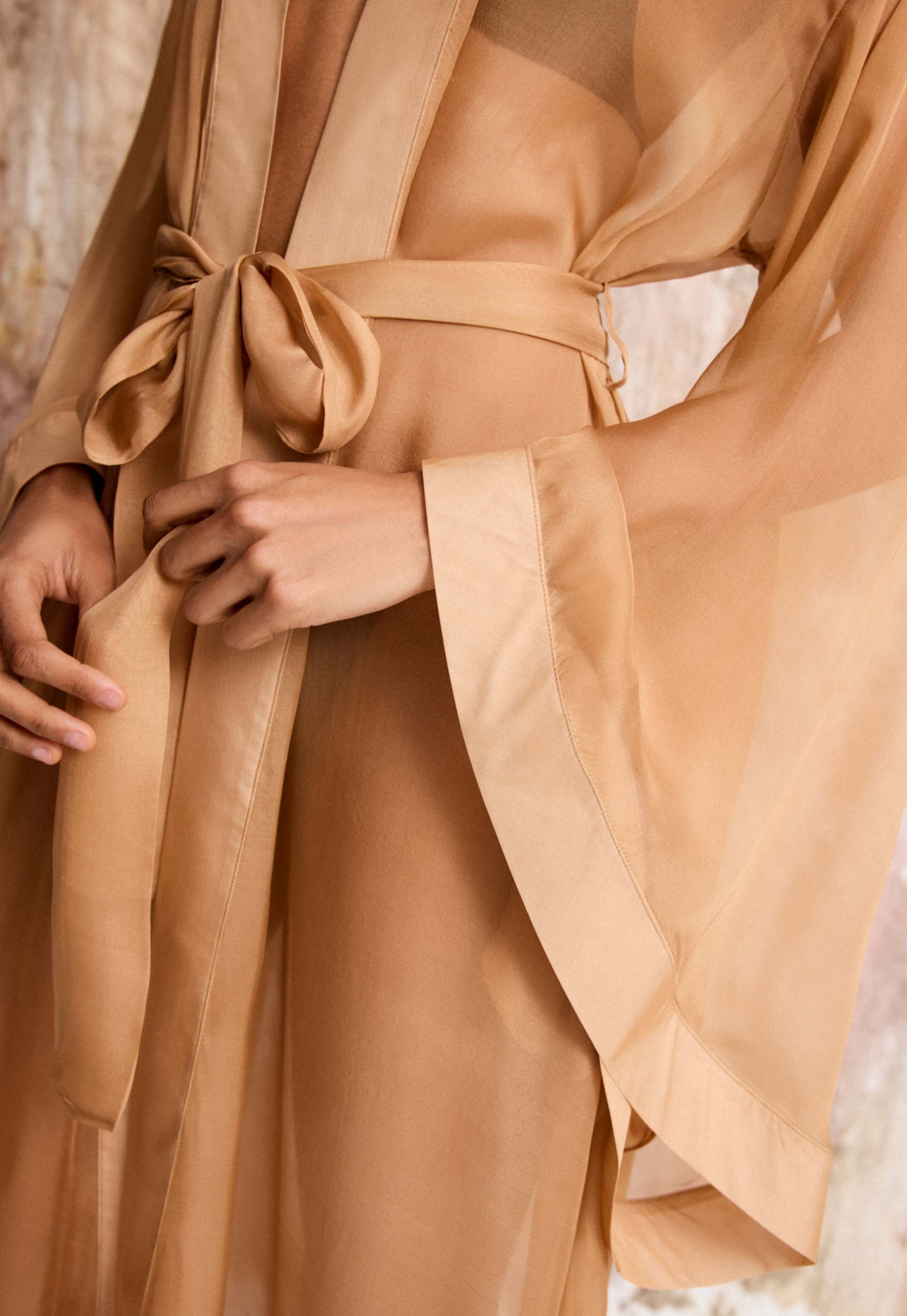 Mariposa Kimono - Gold